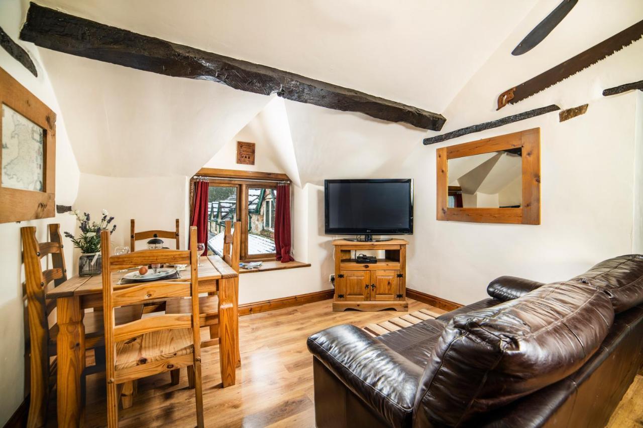 Villa Nant Ucha Farm Acrefair Exterior foto
